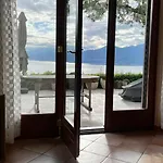 Apartment Urlaubs-oase Mit Traumhaftem Seeblick