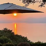 Urlaubs-oase Mit Traumhaftem Seeblick