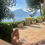 Urlaubs-oase Mit Traumhaftem Seeblick Apartment