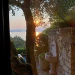 Apartment Urlaubs-oase Mit Traumhaftem Seeblick