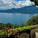 Urlaubs-oase Mit Traumhaftem Seeblick Apartment *
