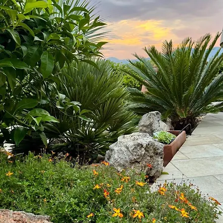 Urlaubs-oase Mit Traumhaftem Seeblick Apartment