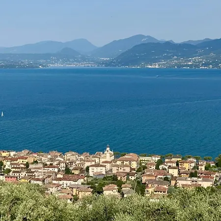 Urlaubs-oase Mit Traumhaftem Seeblick Apartment *