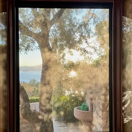 Urlaubs-oase Mit Traumhaftem Seeblick
