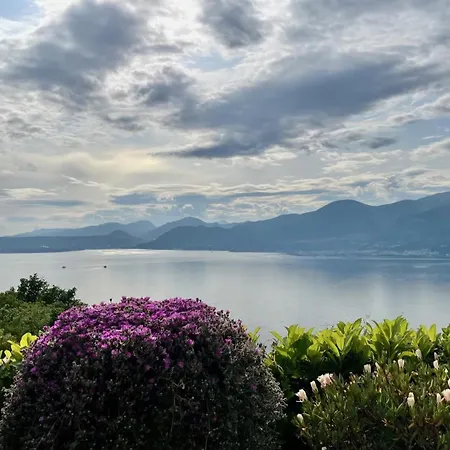 Urlaubs-oase Mit Traumhaftem Seeblick *