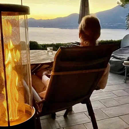 Urlaubs-oase Mit Traumhaftem Seeblick Apartment Torri Del Benaco