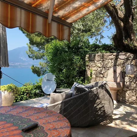 Urlaubs-oase Mit Traumhaftem Seeblick Apartment